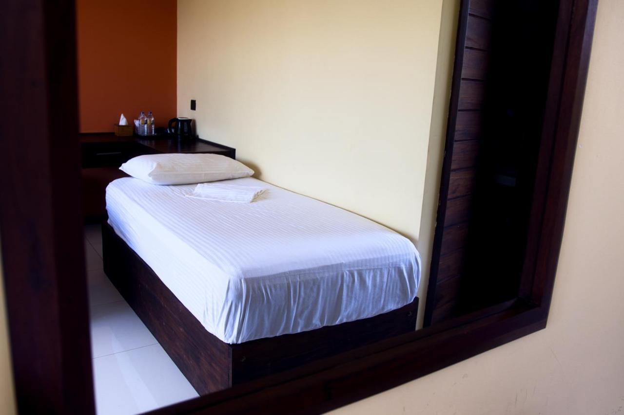 Royal Rock Sigiriya Hotel Exterior foto