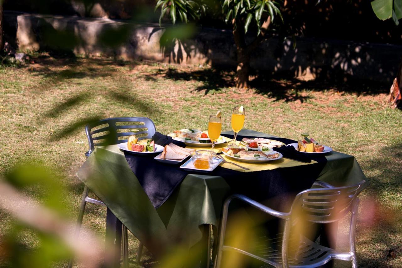 Royal Rock Sigiriya Hotel Exterior foto
